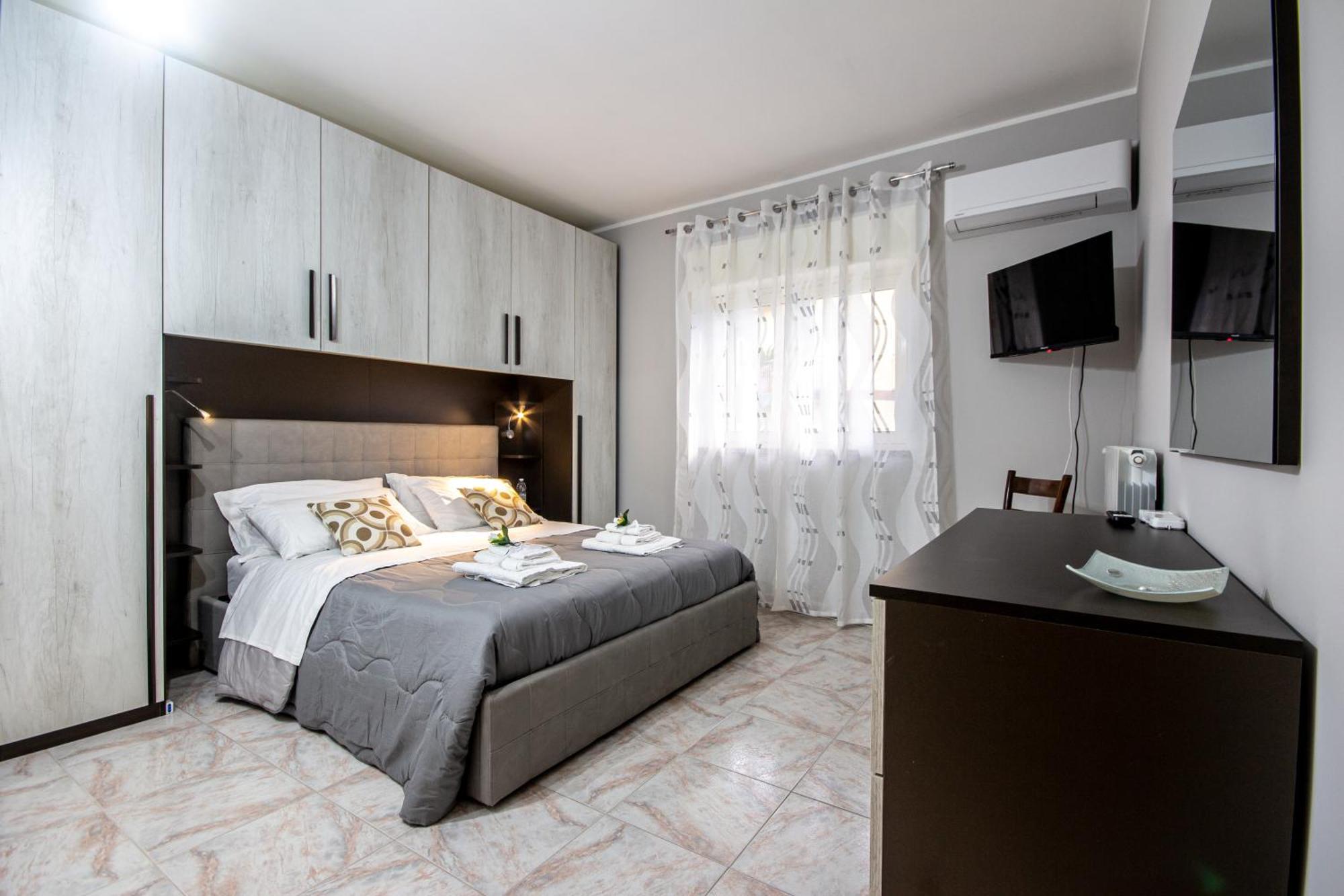 Etna Sunshine Apartments Лингуаглоса Екстериор снимка